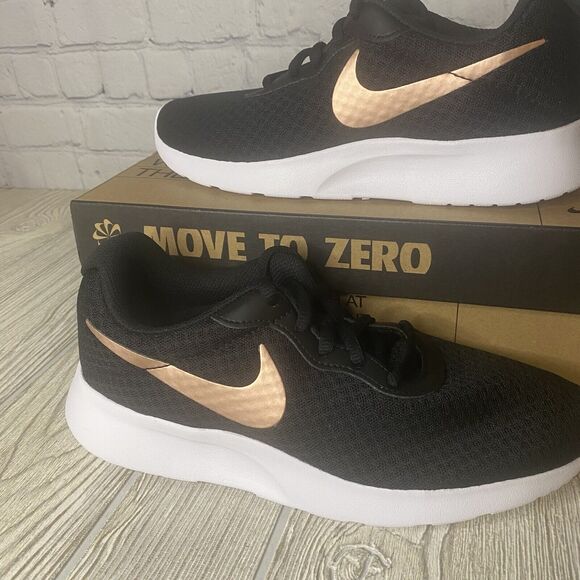 black and peach nike shoes